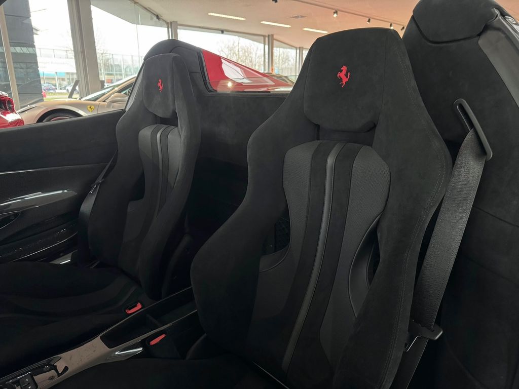 Ferrari 488 Pista 2020