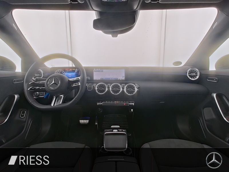 Mercedes-Benz CLA 250 2025