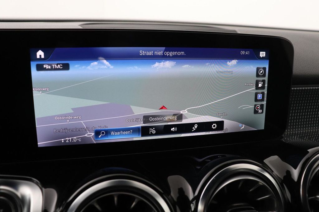 Mercedes-Benz EQB 2023