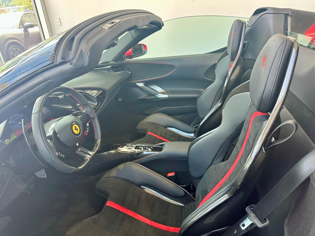 Ferrari SF90 2024