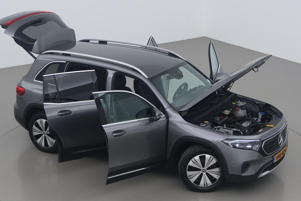 Mercedes-Benz EQB 2023