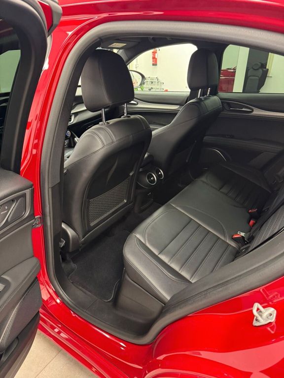 Alfa Romeo Stelvio 2022