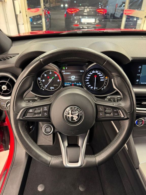 Alfa Romeo Stelvio 2022