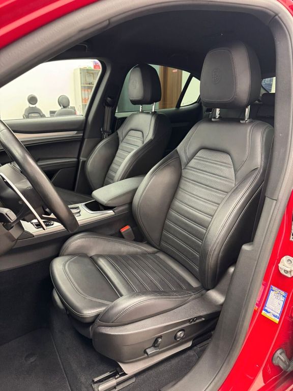 Alfa Romeo Stelvio 2022