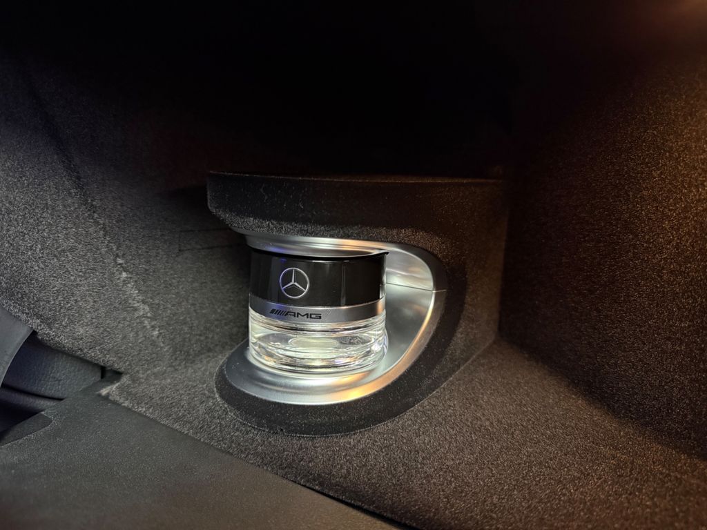 Mercedes-Benz AMG GT 2024