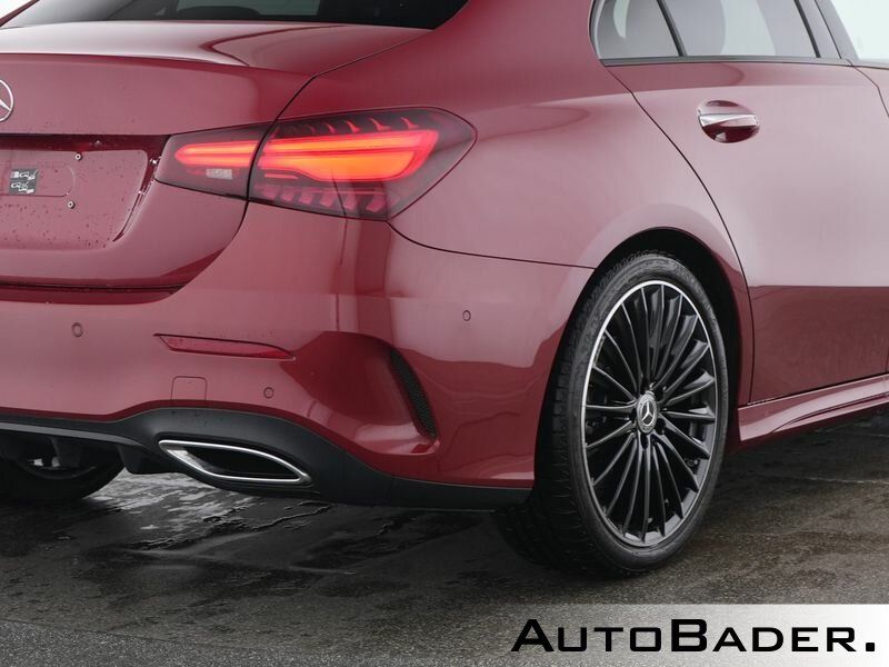 Mercedes-Benz A 220 2025