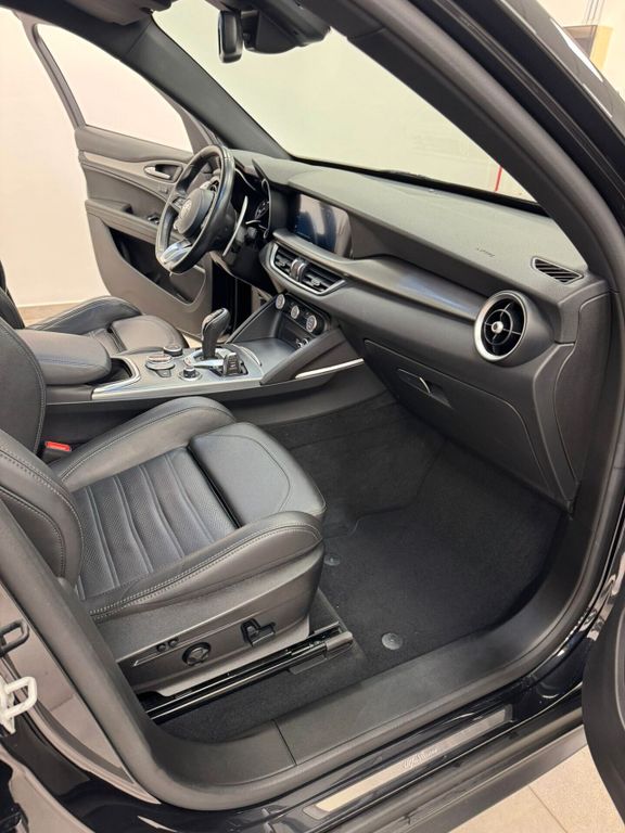 Alfa Romeo Stelvio 2022