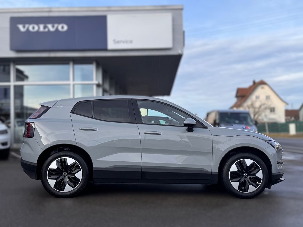 Volvo EX30 2024