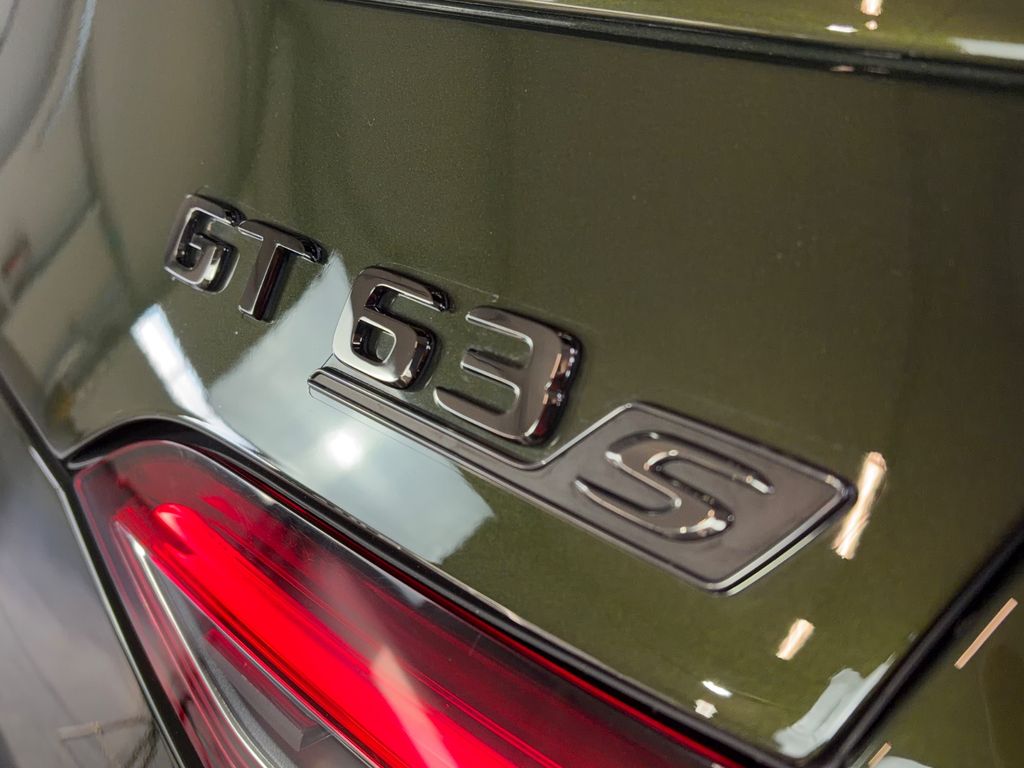 Mercedes-Benz AMG GT 2024