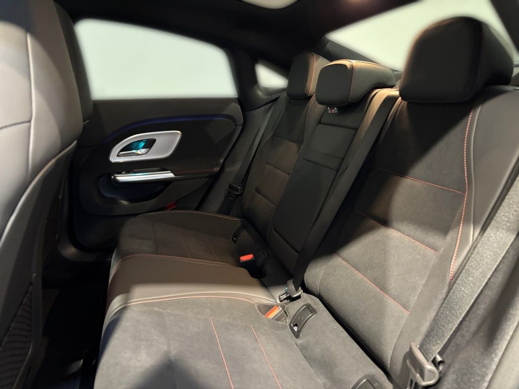 Mercedes-Benz CLA 350 2026