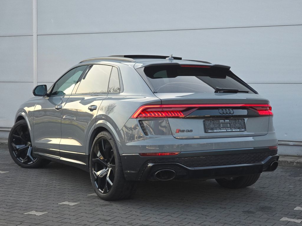 Audi RSQ8 2024
