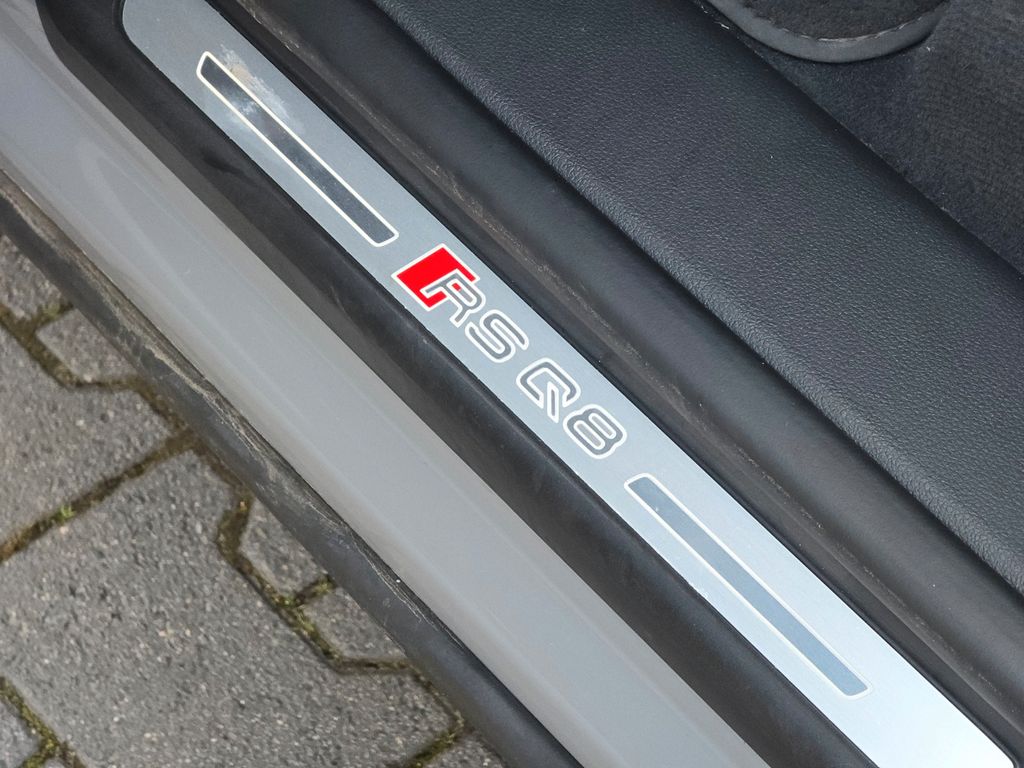 Audi RSQ8 2024