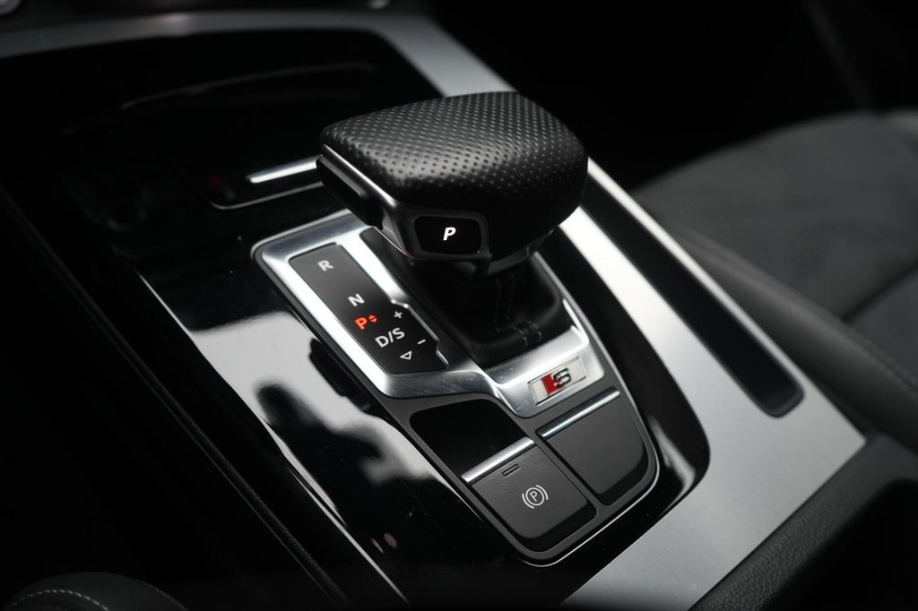 Audi SQ5 2021