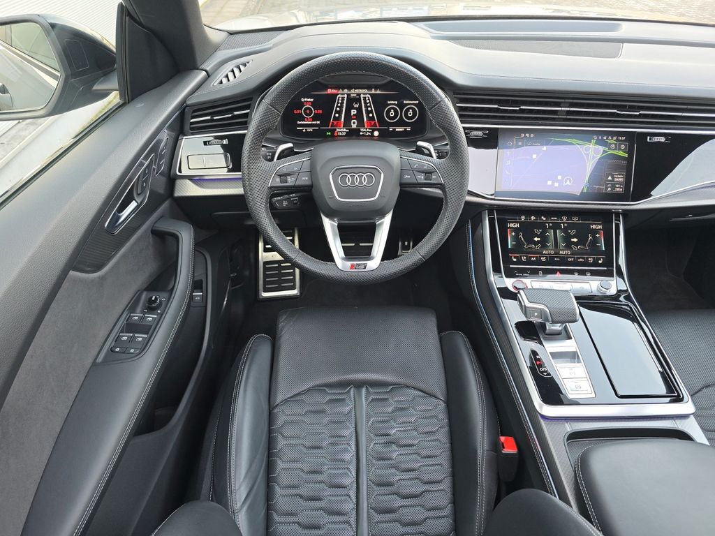 Audi RSQ8 2024