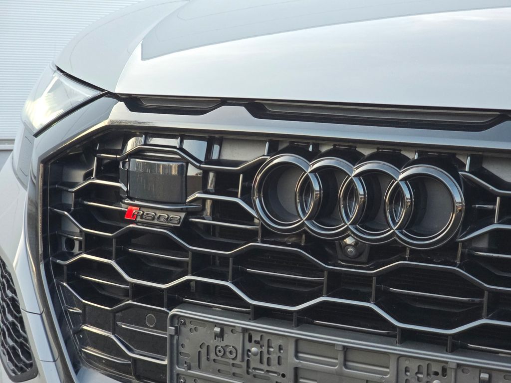 Audi RSQ8 2024