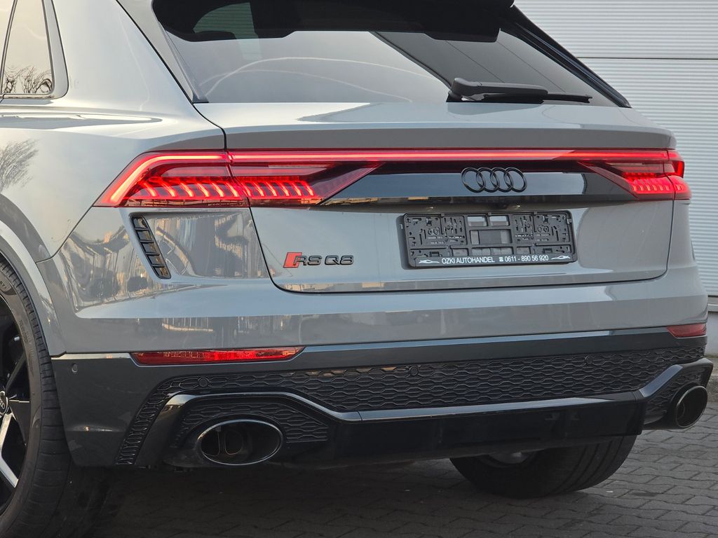 Audi RSQ8 2024