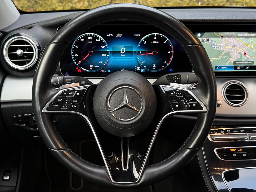 Mercedes-Benz E 220 2021