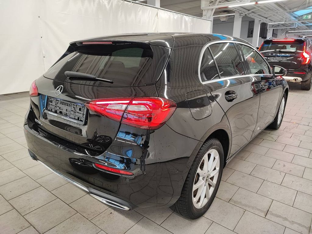 Mercedes-Benz A 250 2022