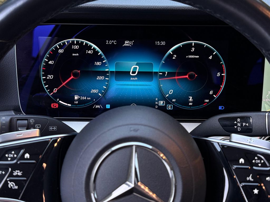 Mercedes-Benz E 220 2021