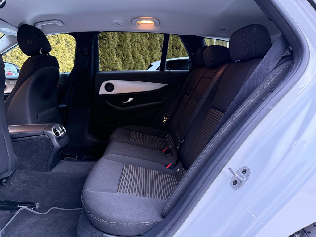 Mercedes-Benz E 220 2021