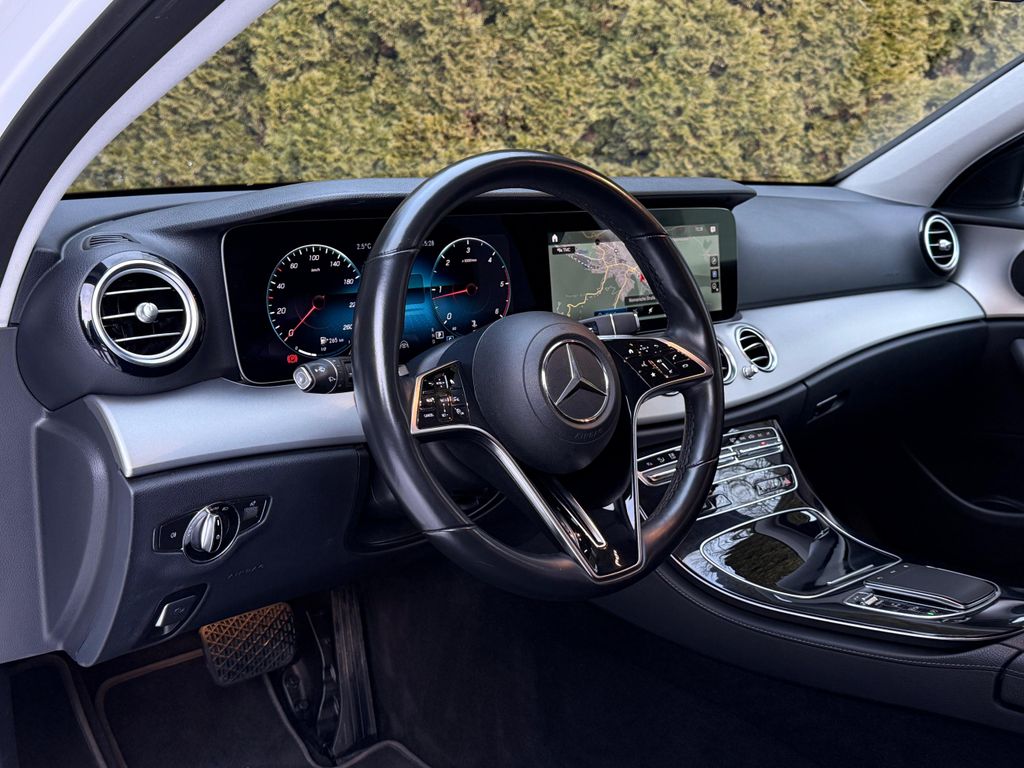 Mercedes-Benz E 220 2021