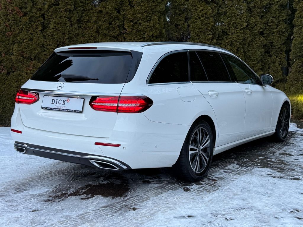 Mercedes-Benz E 220 2021