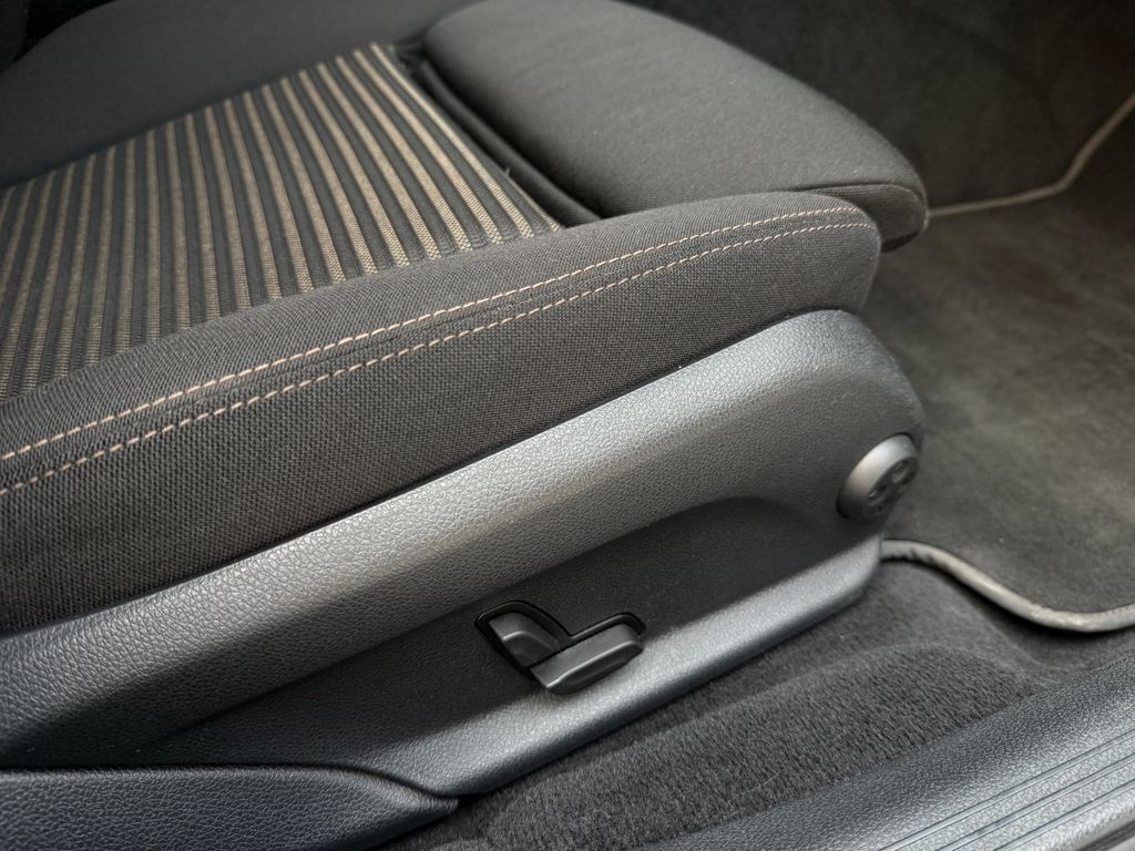 Mercedes-Benz E 220 2021