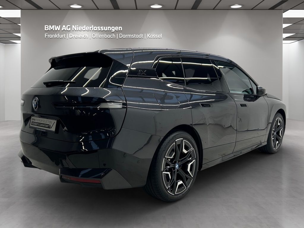 BMW iX 2022