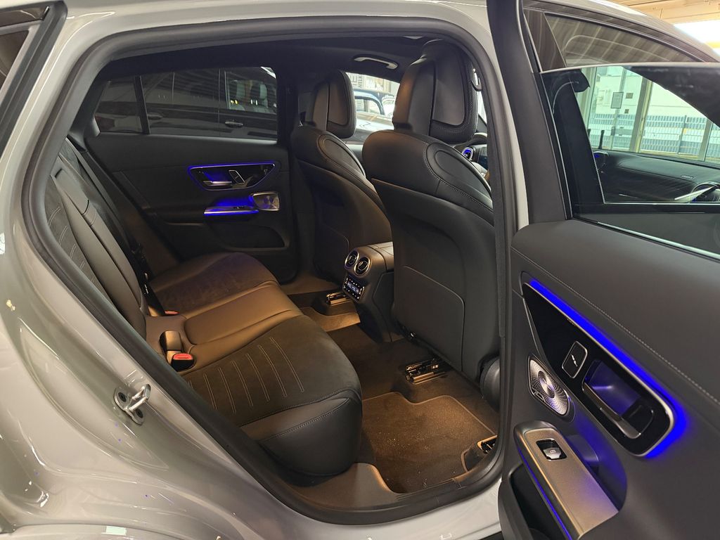 Mercedes-Benz GLC 300 2026