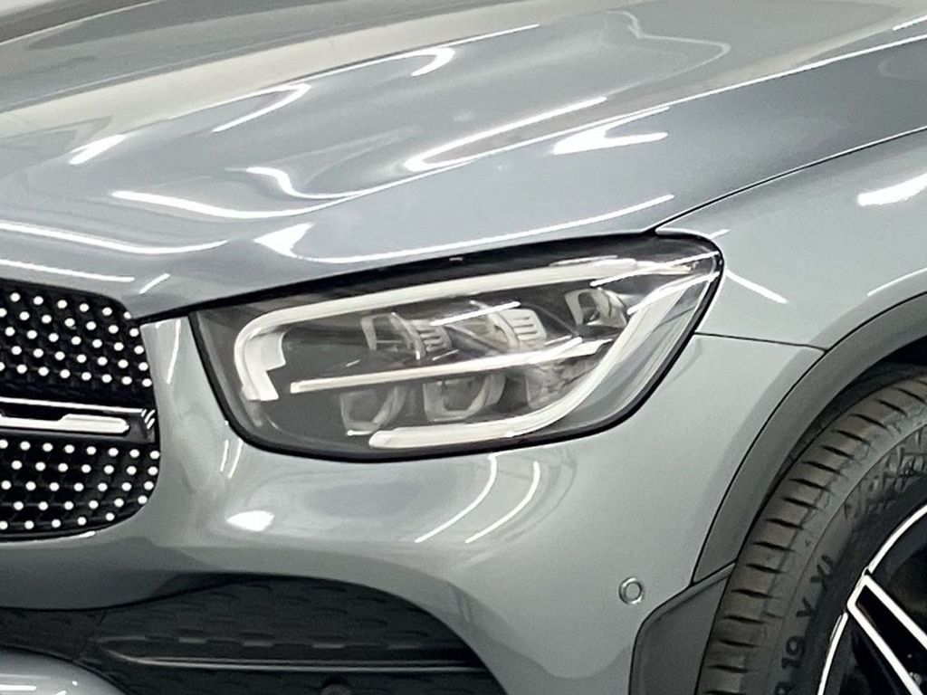 Mercedes-Benz GLC 300 2021