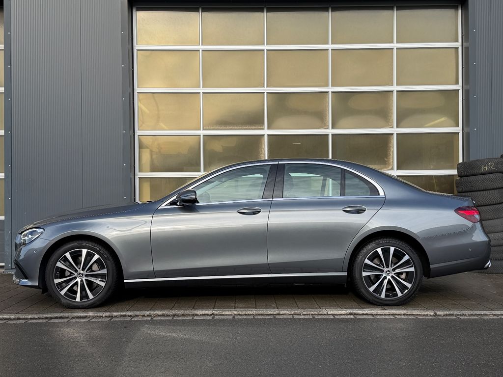 Mercedes-Benz E 300 2022