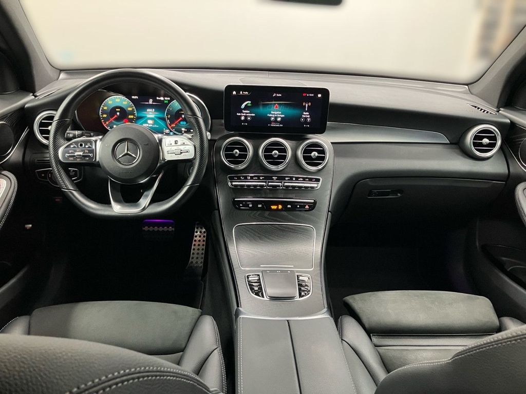 Mercedes-Benz GLC 300 2021