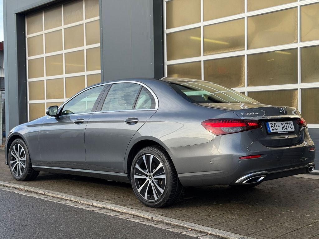 Mercedes-Benz E 300 2022