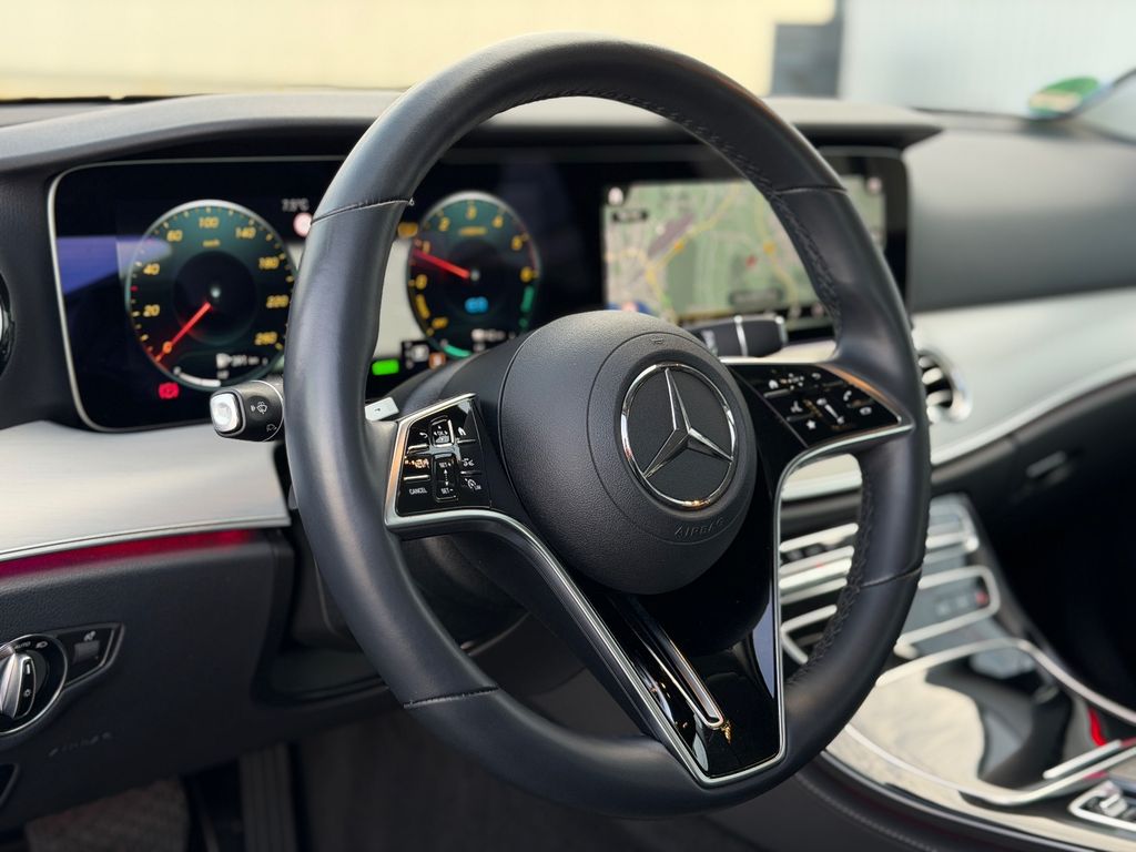 Mercedes-Benz E 300 2022