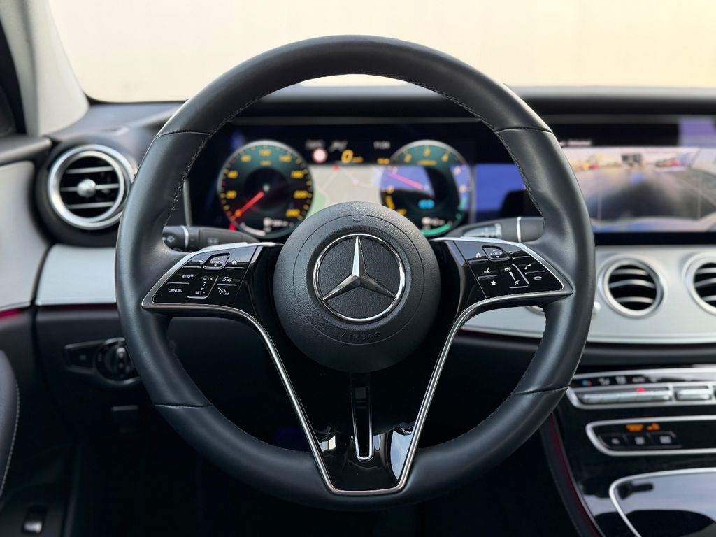 Mercedes-Benz E 300 2022