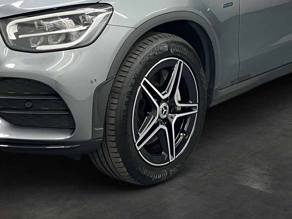 Mercedes-Benz GLC 300 2021