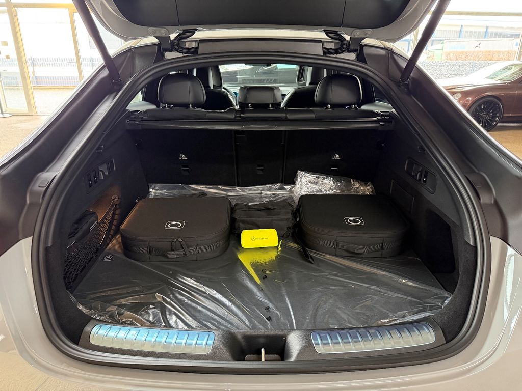 Mercedes-Benz GLC 300 2026