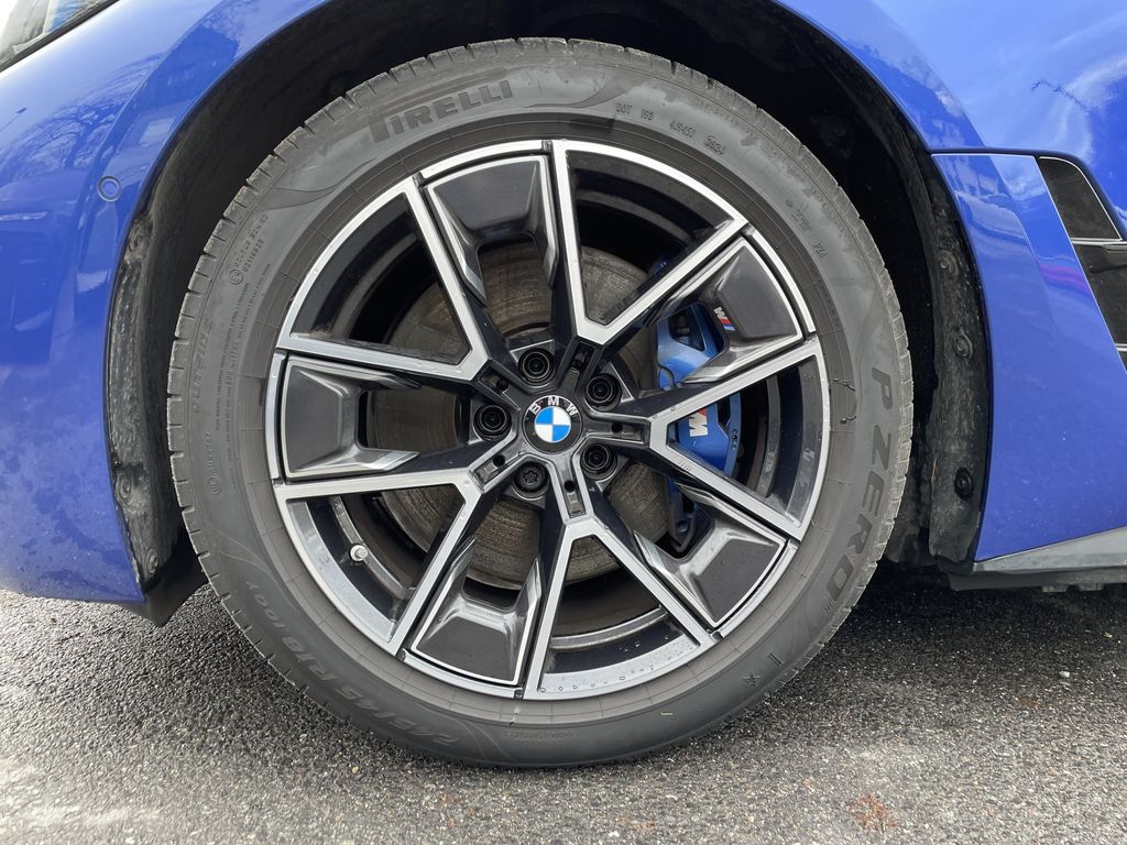 BMW i4 2025