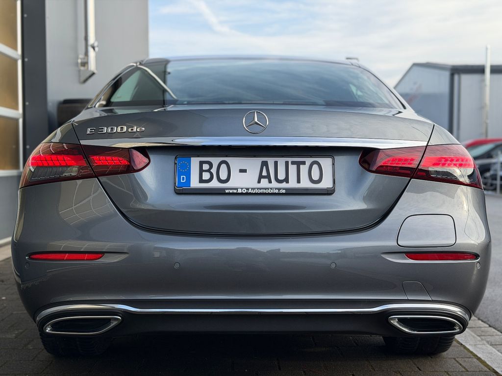 Mercedes-Benz E 300 2022