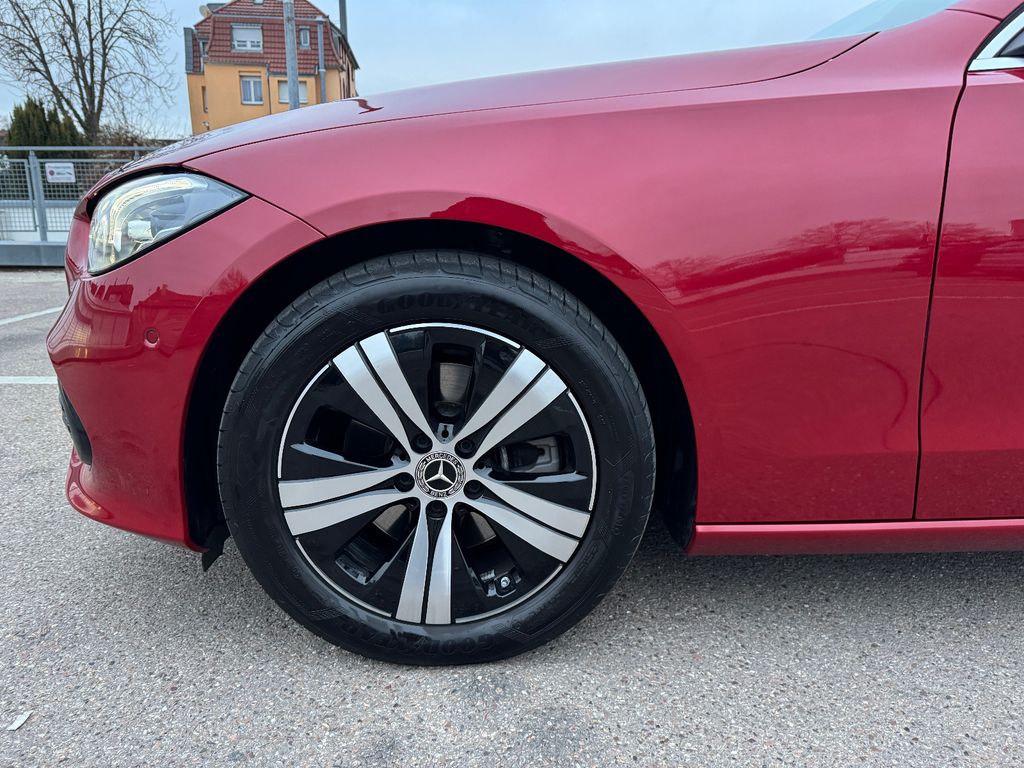 Mercedes-Benz C 220 2024