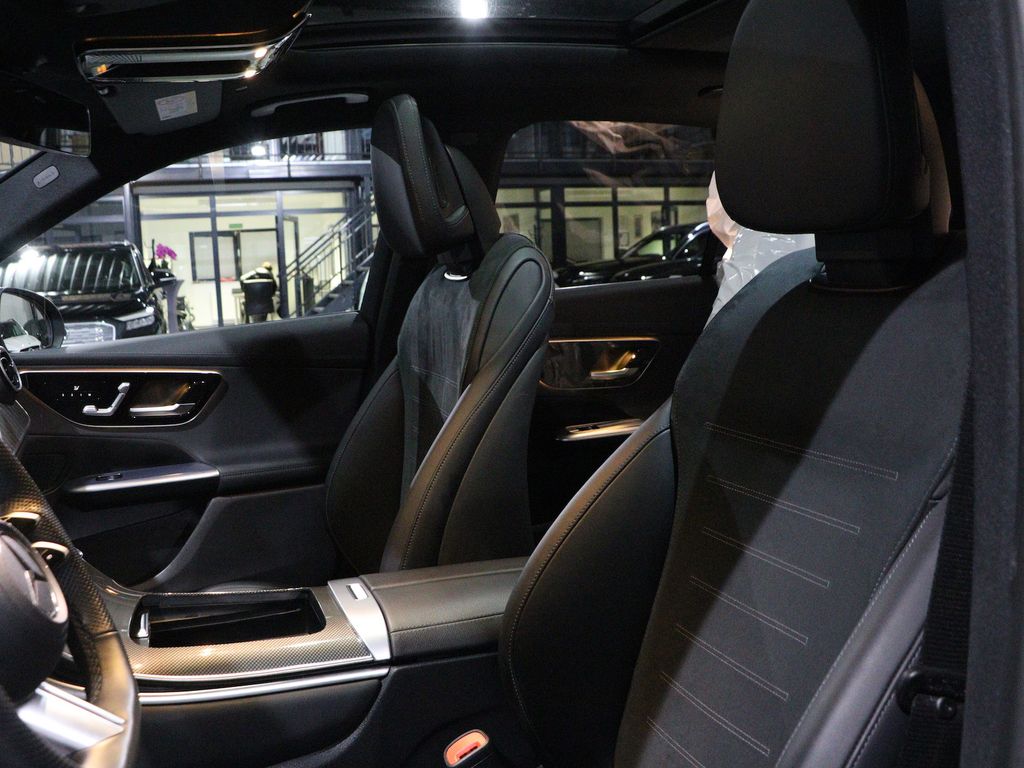 Mercedes-Benz GLC 300 2023