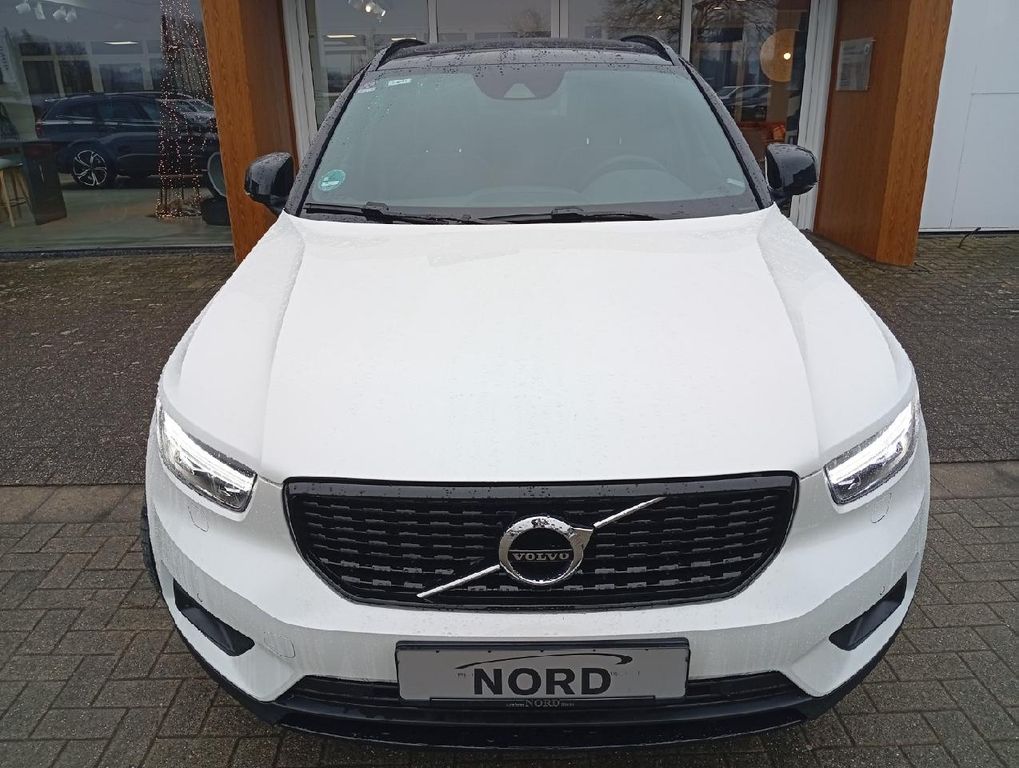 Volvo XC40 2021