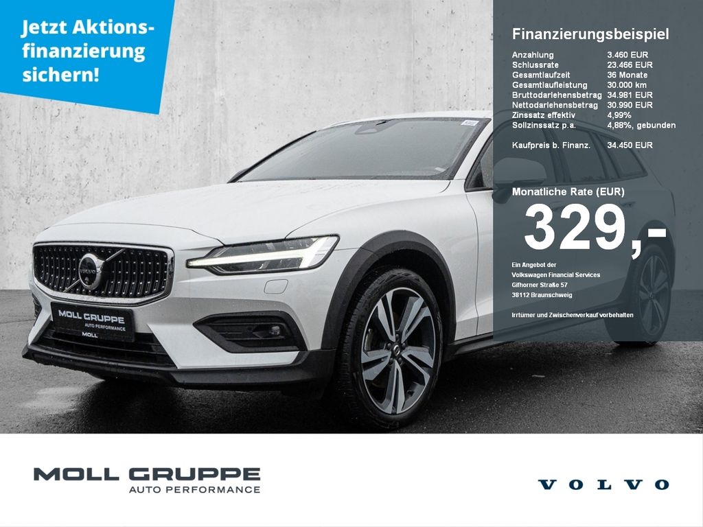 Volvo V60 Cross Country 2023