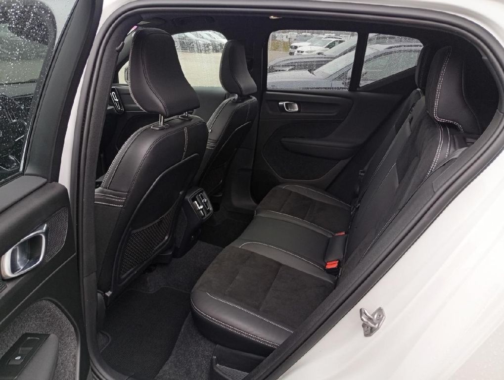 Volvo XC40 2021