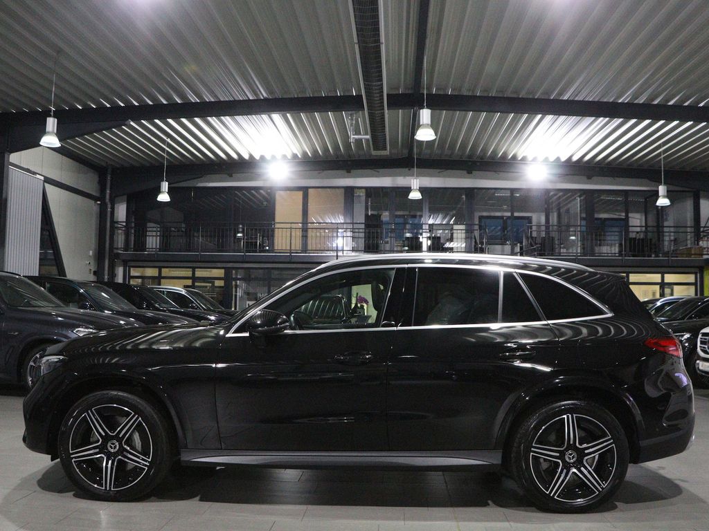 Mercedes-Benz GLC 300 2023
