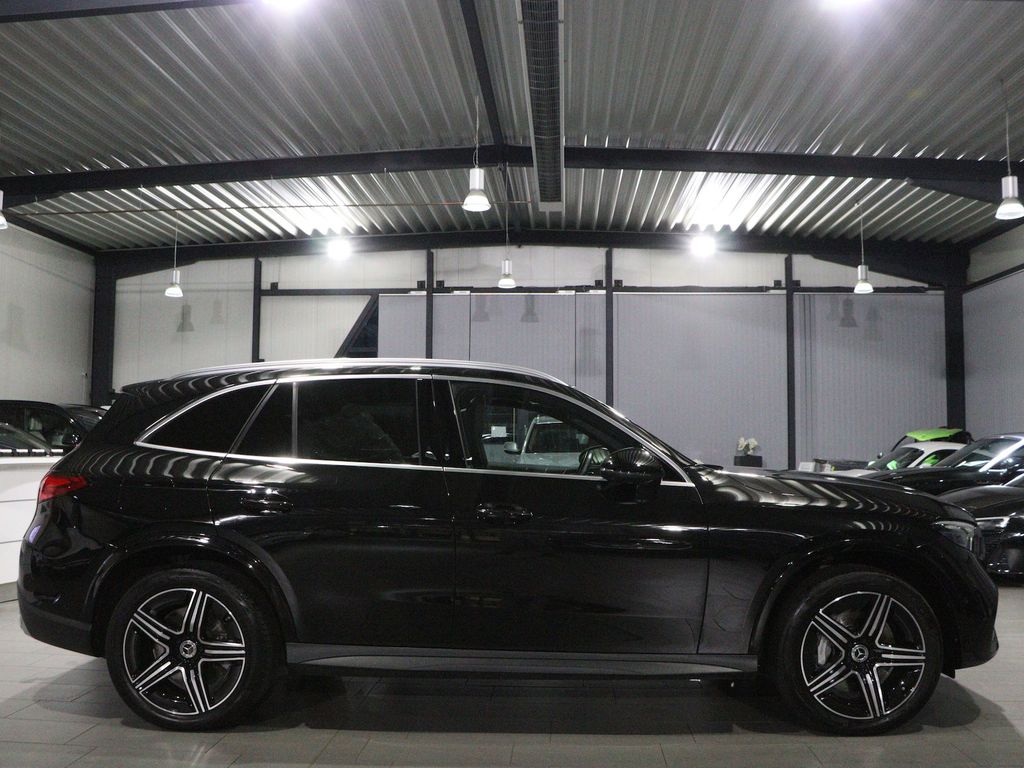Mercedes-Benz GLC 300 2023