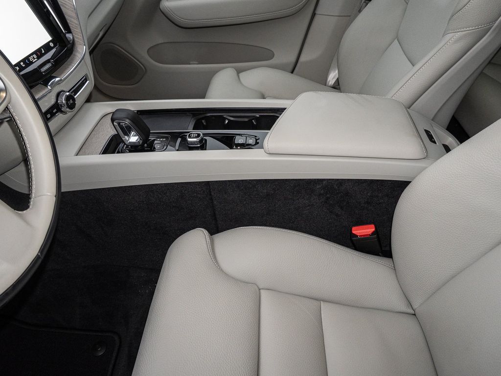 Volvo XC60 2023