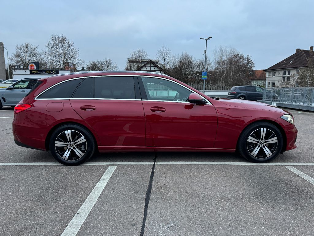 Mercedes-Benz C 220 2024
