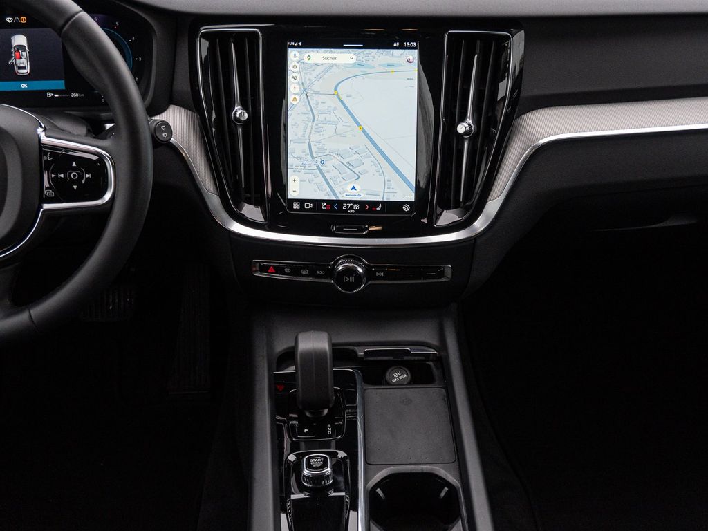 Volvo V60 Cross Country 2023