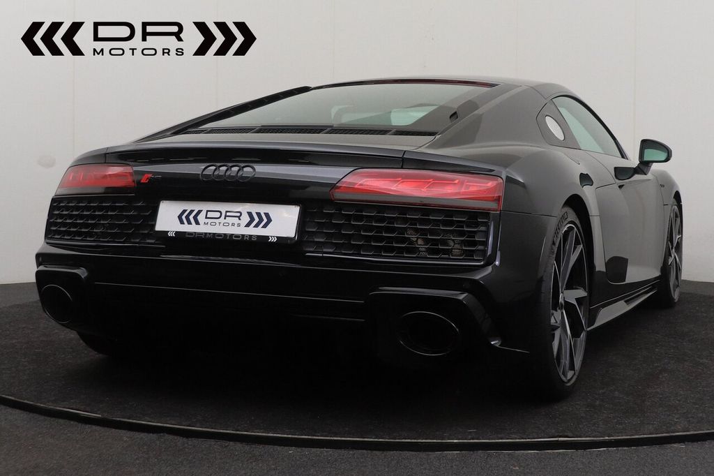 Audi R8 2024